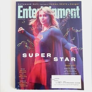 Entertainment Weekly Magazine August, 2019 - Superstar - Supergirl